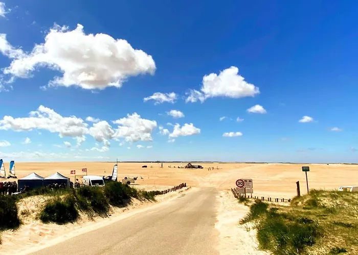 Neia - 640m From The Sea By Interhome Lakolk